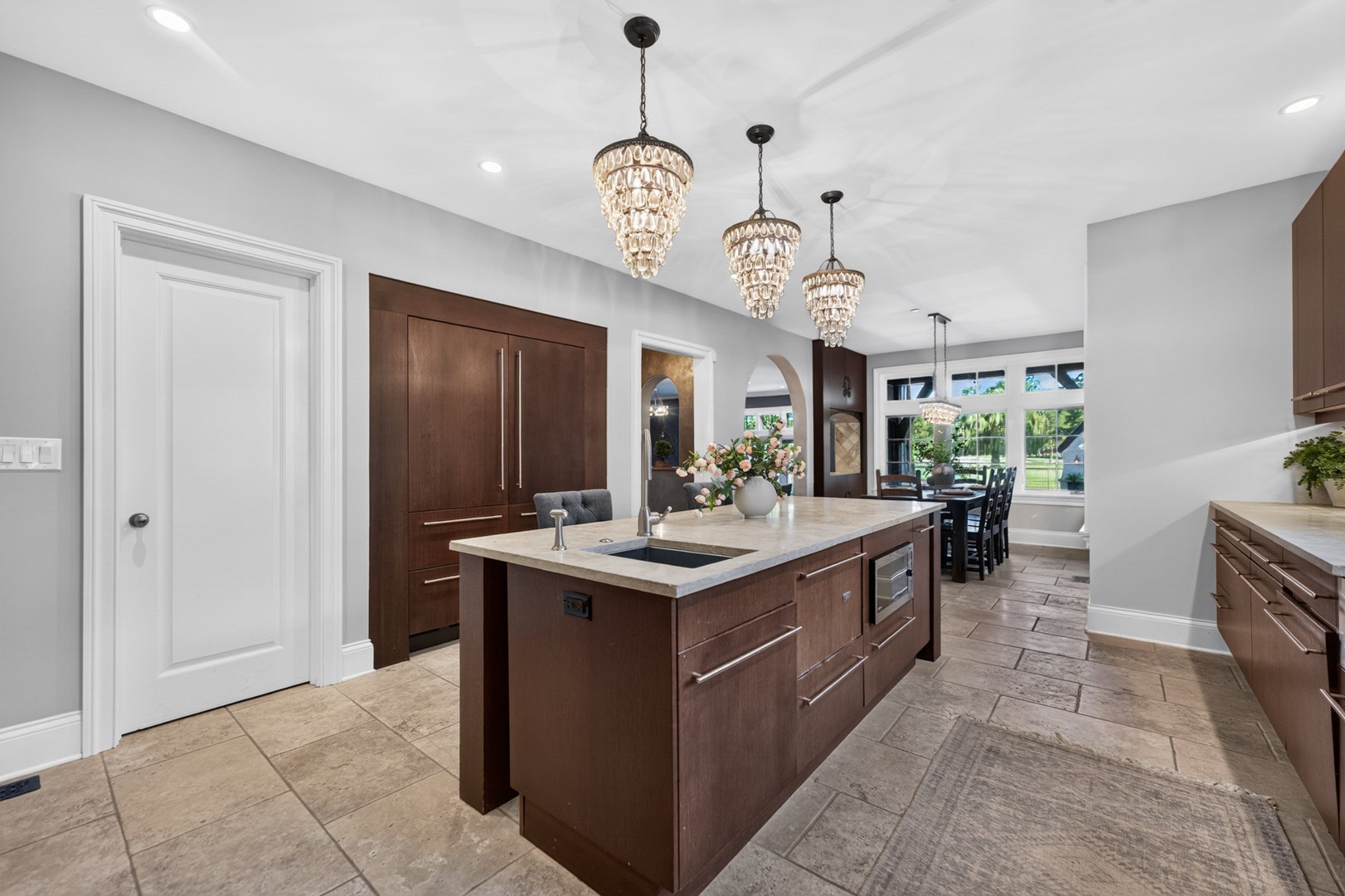 928 HASTINGS Street, Park Ridge, IL 60068