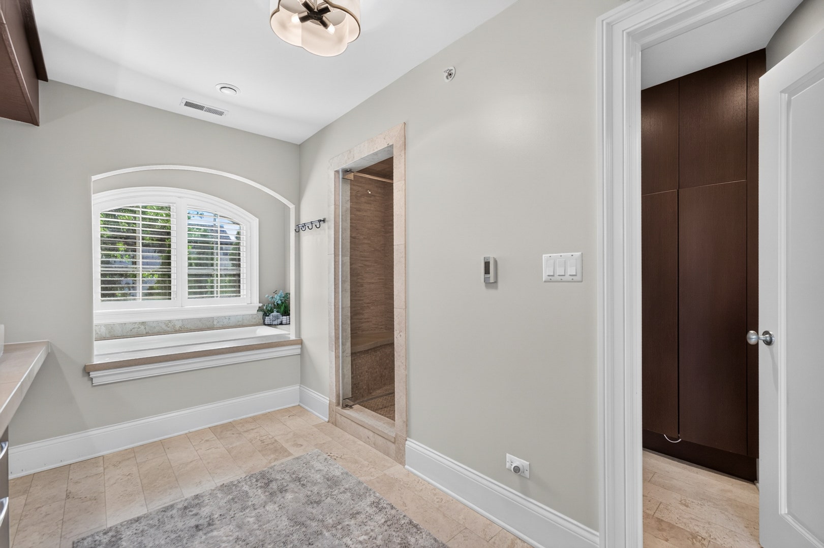 928 HASTINGS Street, Park Ridge, IL 60068