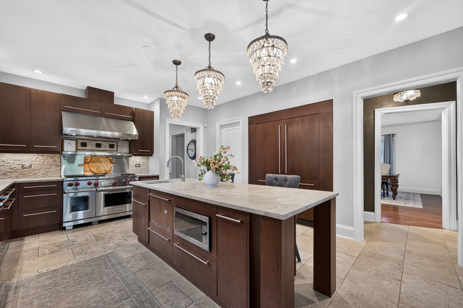 928 HASTINGS Street, Park Ridge, IL 60068