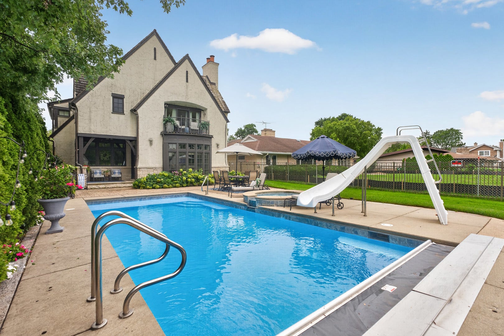 928 HASTINGS Street, Park Ridge, IL 60068