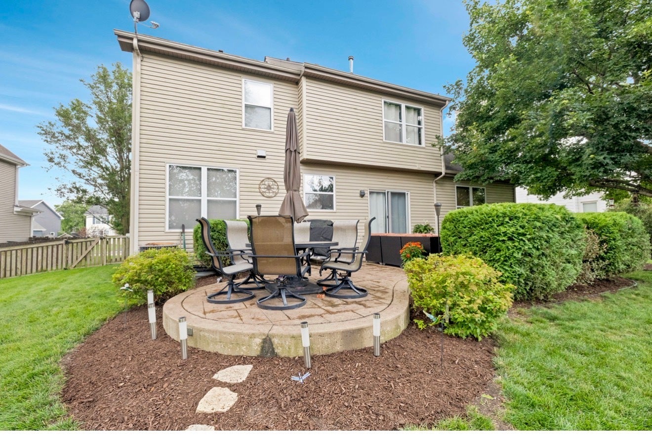 3060 Savannah Drive, Aurora, IL 60502