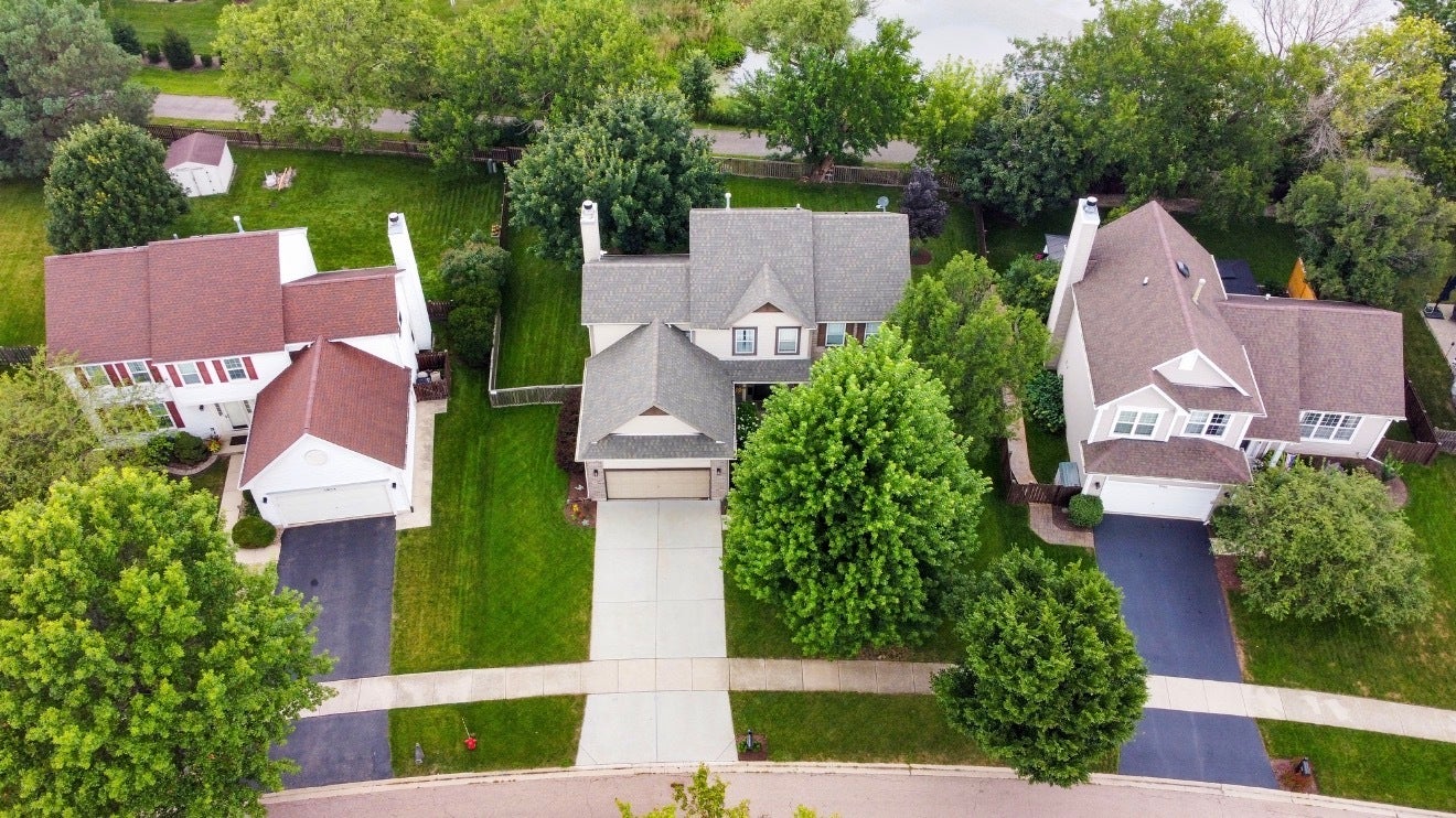 3060 Savannah Drive, Aurora, IL 60502