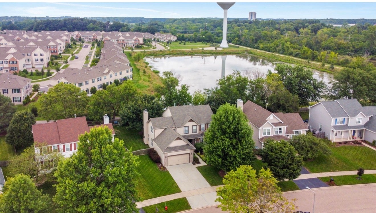 3060 Savannah Drive, Aurora, IL 60502