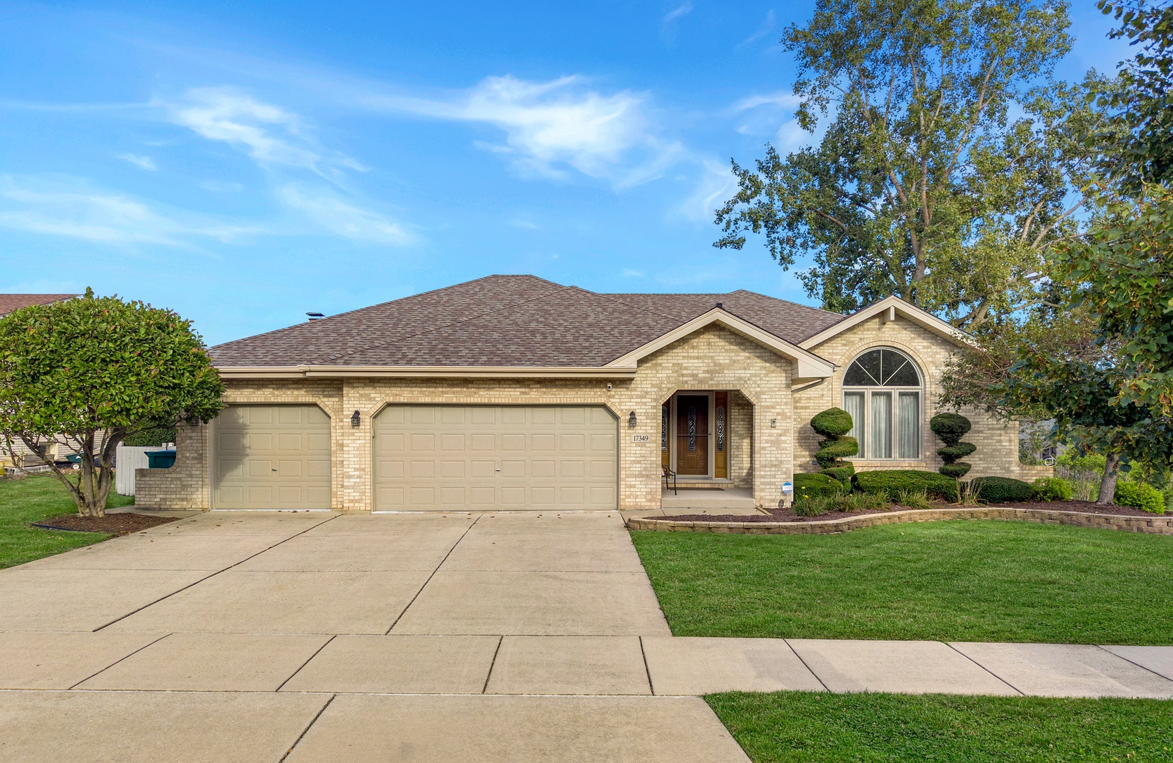 17349 Grange Drive, Orland Park, IL 60467 17349 Grange Drive, Orland Park, IL 60467