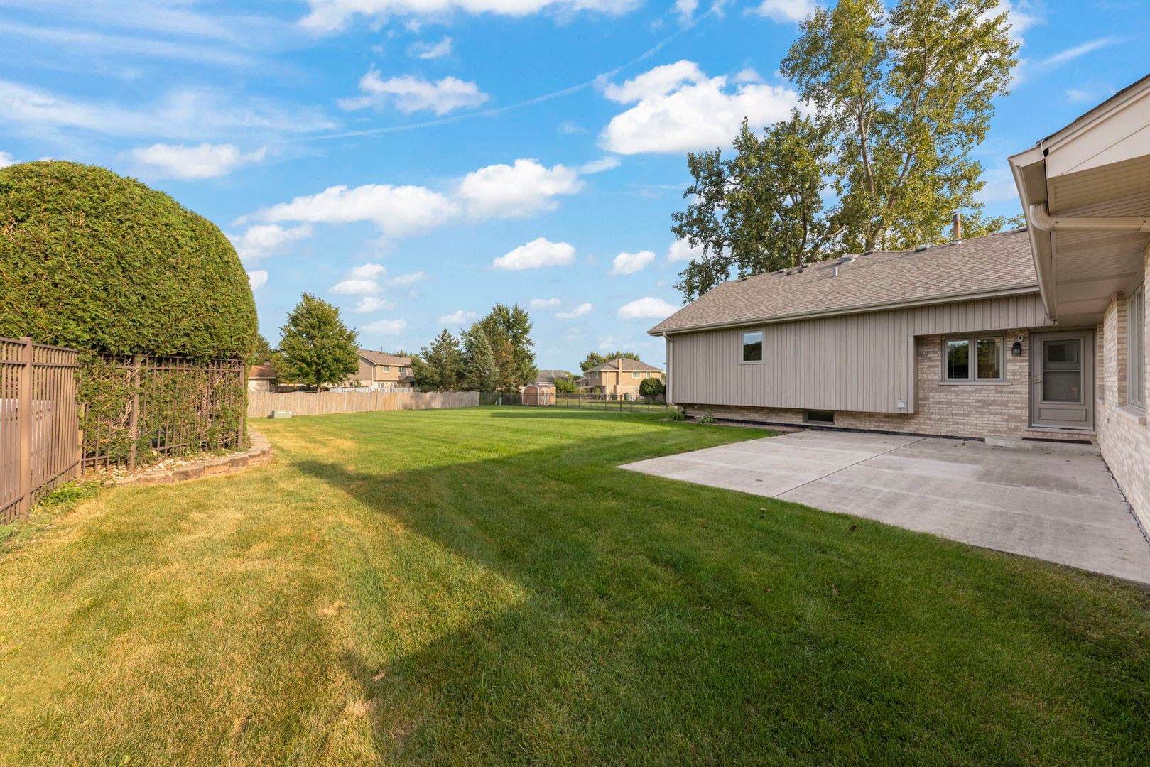 17349 Grange Drive, Orland Park, IL 60467 17349 Grange Drive, Orland Park, IL 60467