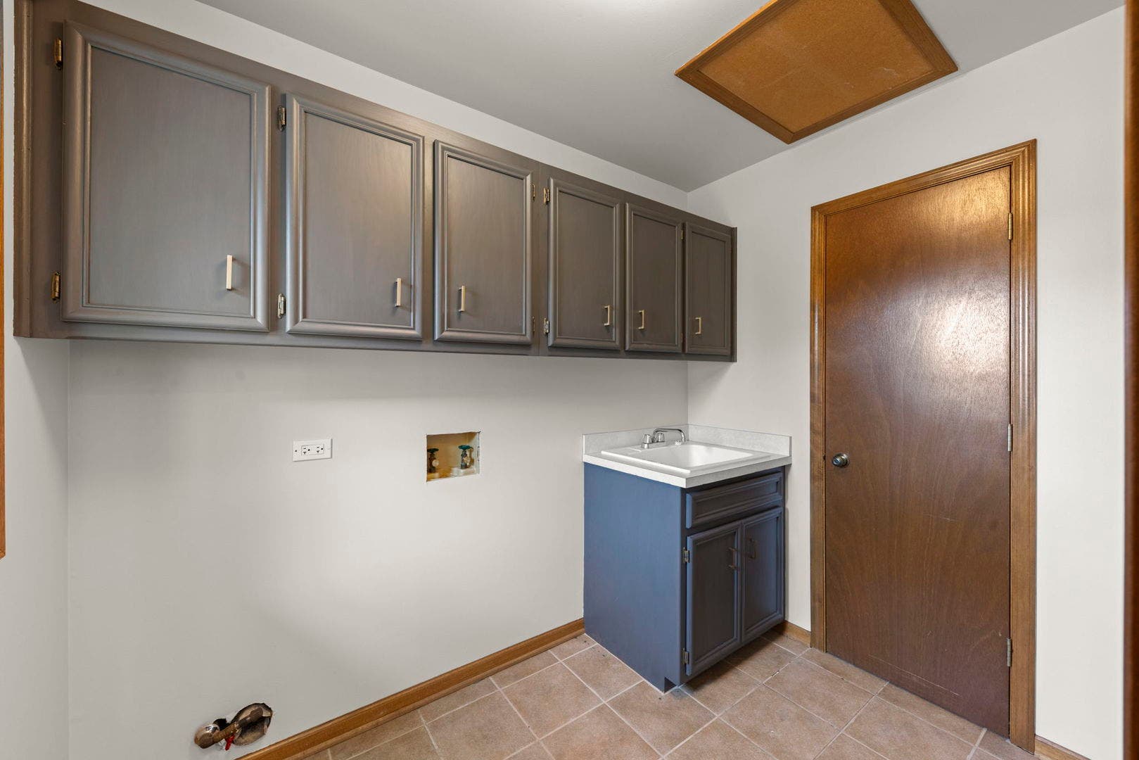 17349 Grange Drive, Orland Park, IL 60467 17349 Grange Drive, Orland Park, IL 60467