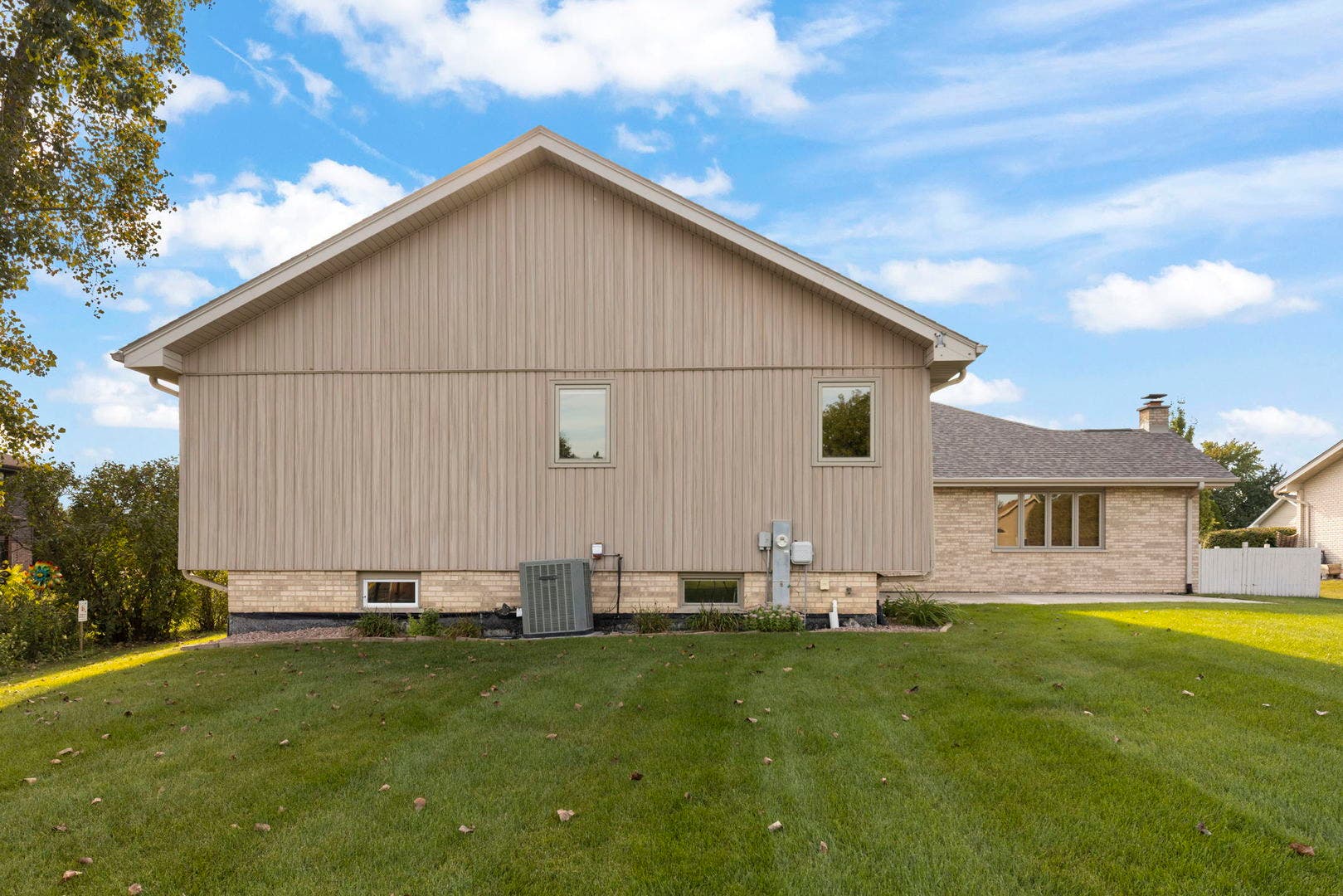 17349 Grange Drive, Orland Park, IL 60467 17349 Grange Drive, Orland Park, IL 60467