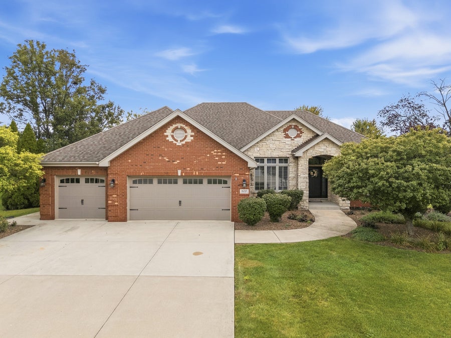 Property photo for 16243 W Blackhawk Drive, Lockport, IL