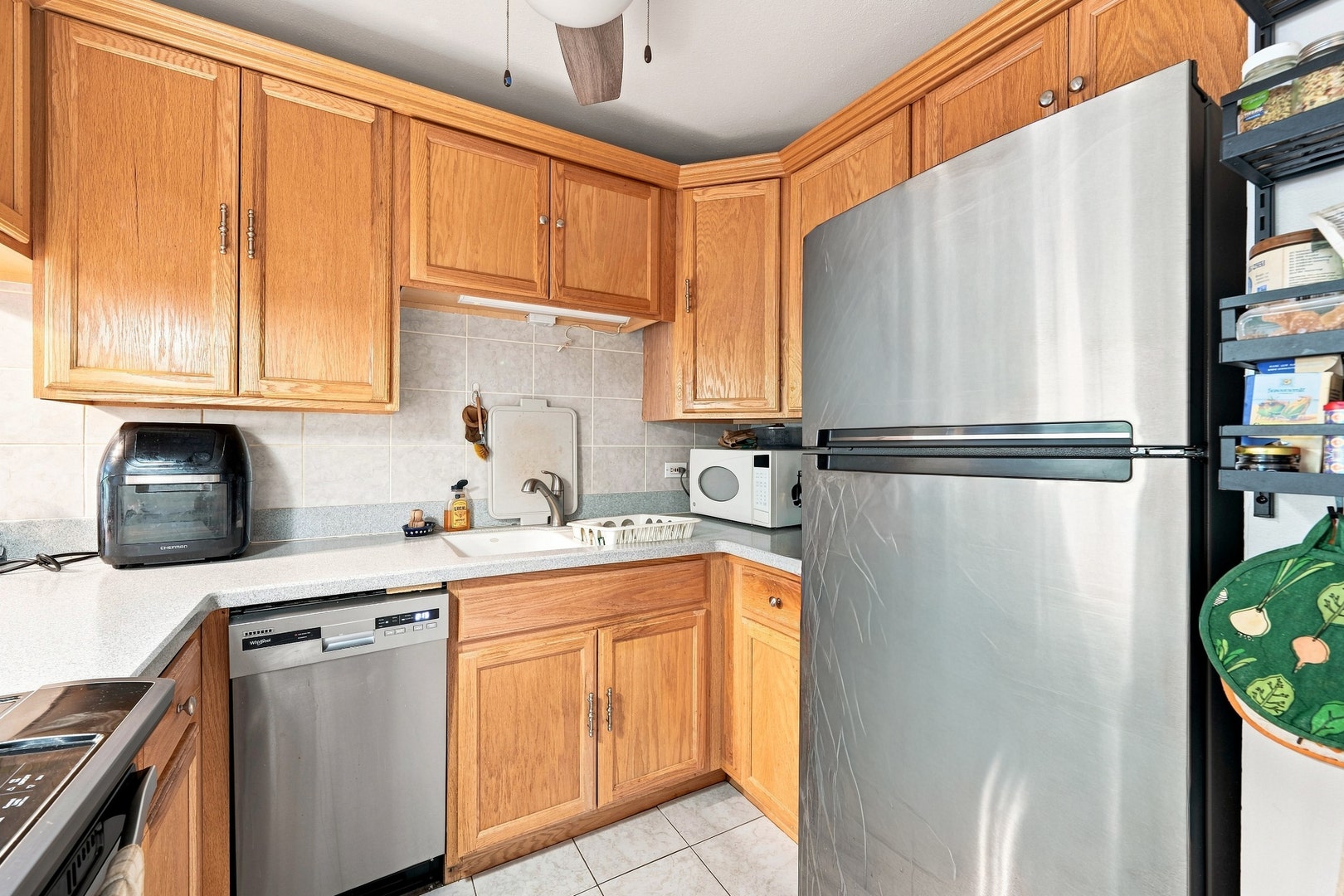 5115 Blodgett Avenue, #213, Downers Grove, IL 60515 5115 Blodgett Avenue, #213, Downers Grove, IL 60515