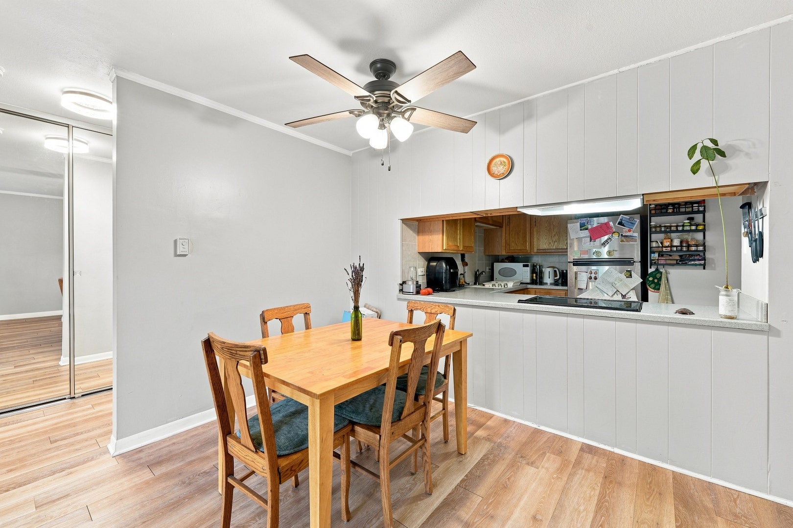 5115 Blodgett Avenue, #213, Downers Grove, IL 60515 5115 Blodgett Avenue, #213, Downers Grove, IL 60515