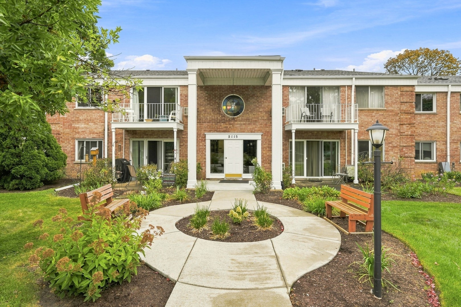 5115 Blodgett Avenue, #213, Downers Grove, IL 60515 5115 Blodgett Avenue, #213, Downers Grove, IL 60515