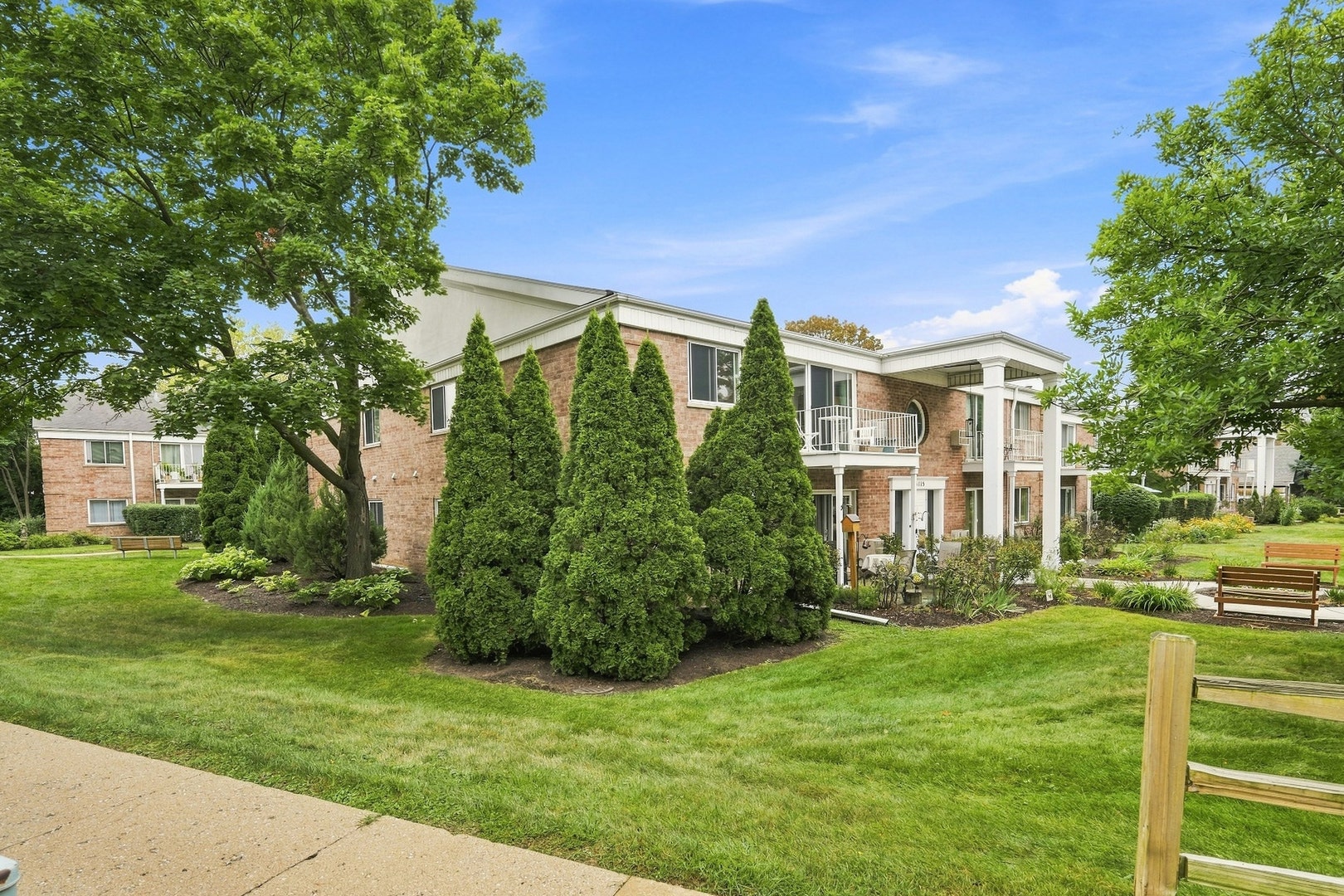 5115 Blodgett Avenue, #213, Downers Grove, IL 60515 5115 Blodgett Avenue, #213, Downers Grove, IL 60515