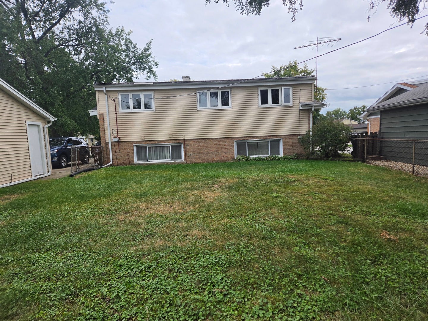 7274 W 174 Street, Tinley Park, IL 60477