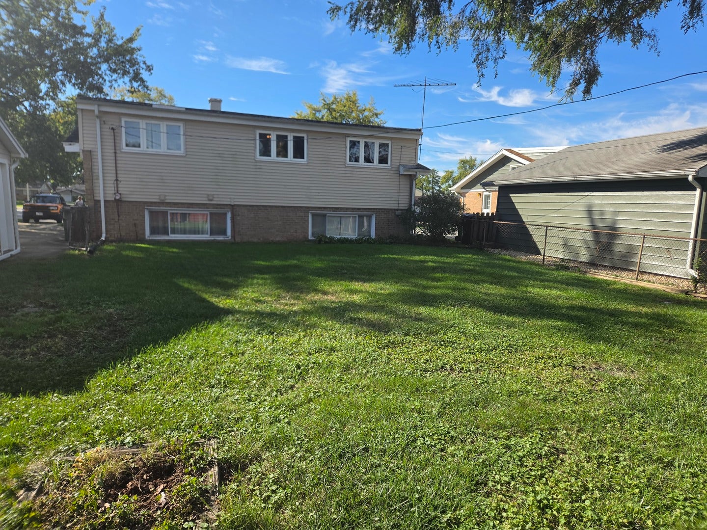 7274 W 174 Street, Tinley Park, IL 60477