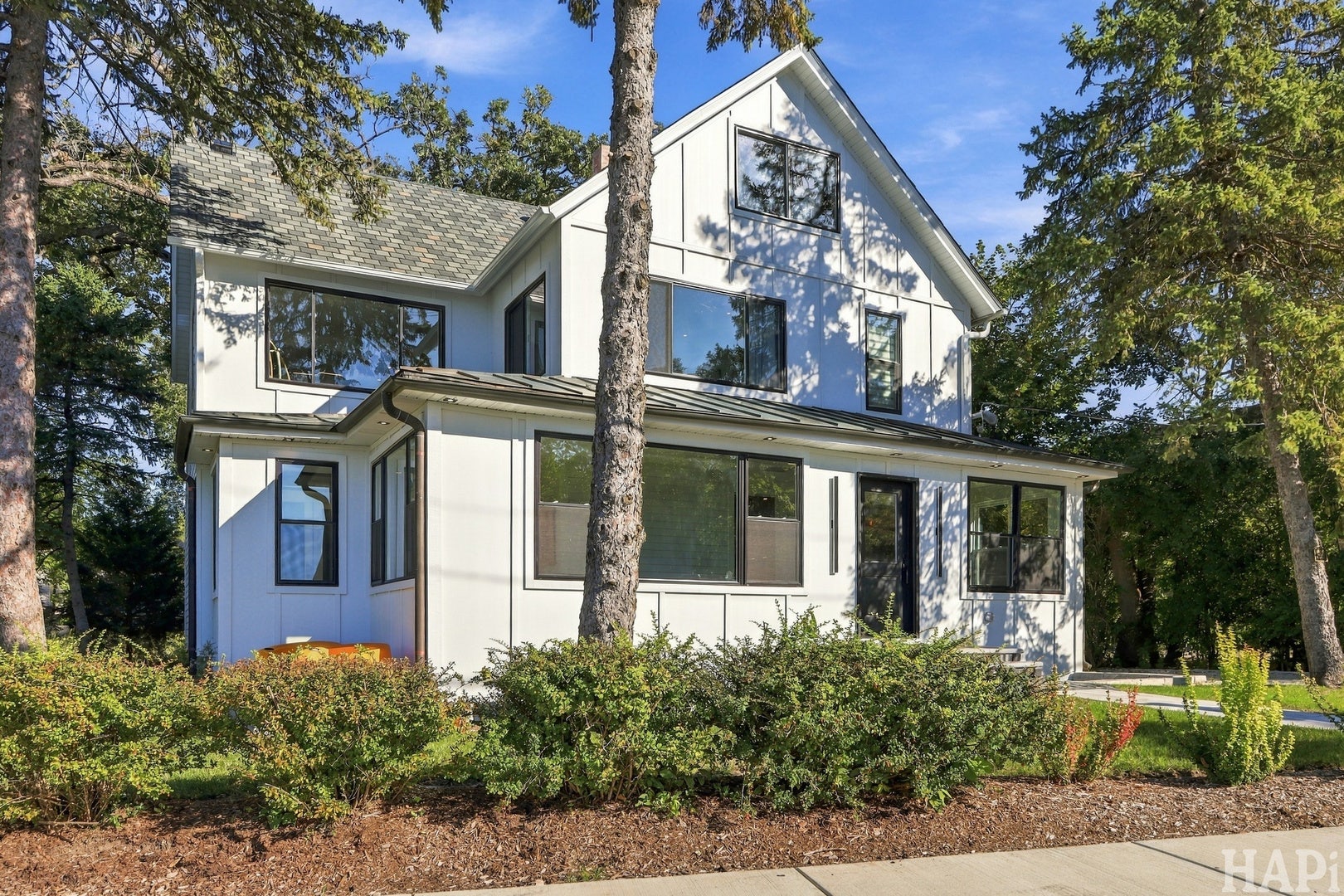 217 W Main Street, Lake Zurich, IL 60047 217 W Main Street, Lake Zurich, IL 60047