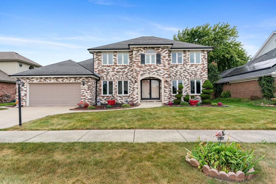 Property photo for 15020 Landings Lane, Oak Forest, IL