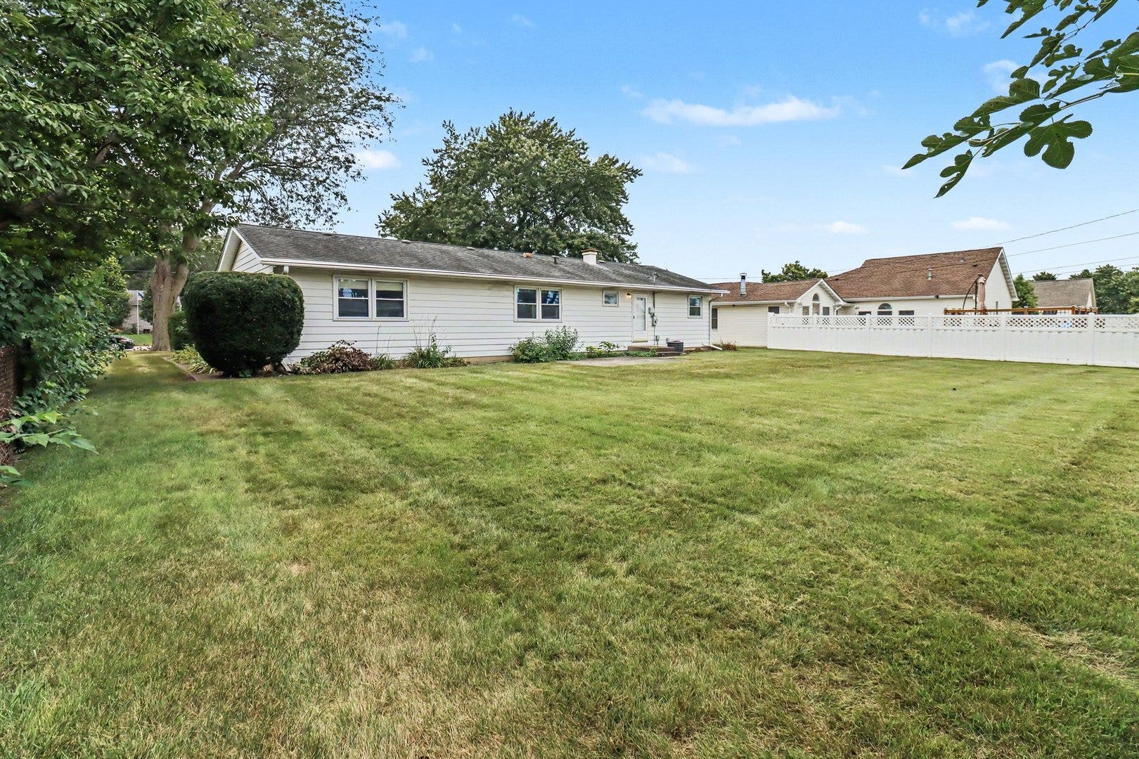 314 N Wabena Avenue, Minooka, IL 60447 314 N Wabena Avenue, Minooka, IL 60447
