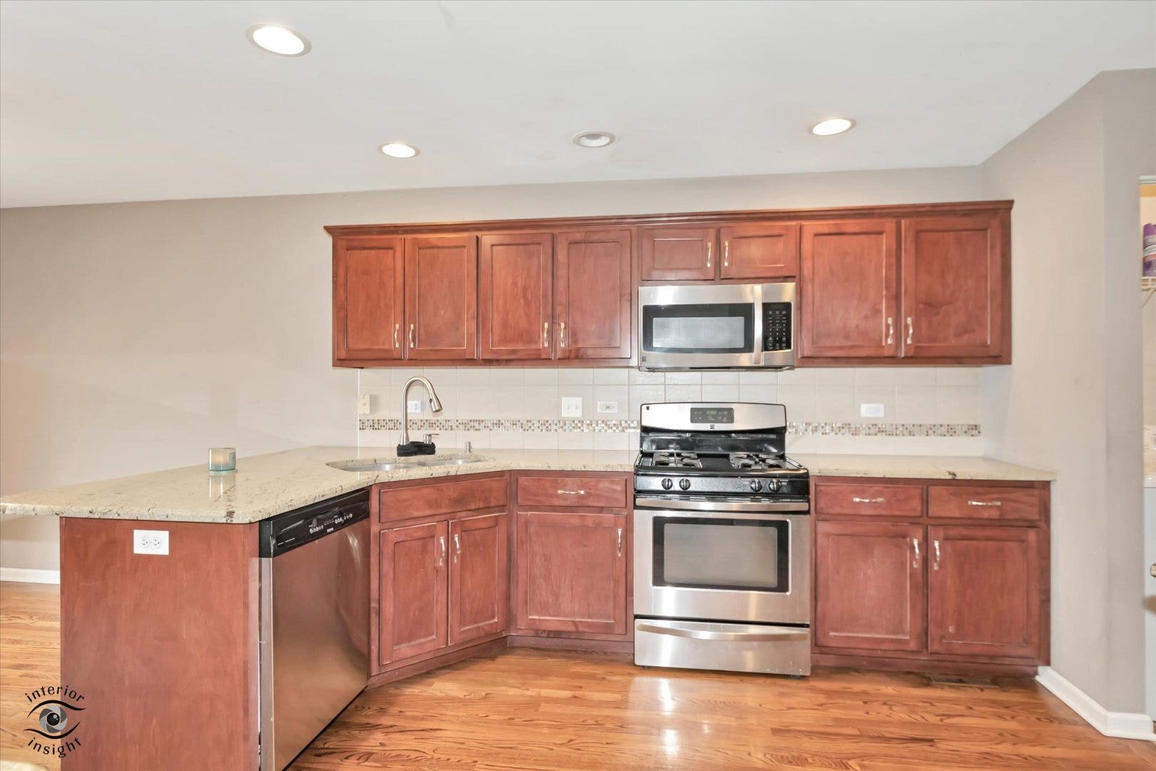 1390 Somerset Drive, Beecher, IL 60401 1390 Somerset Drive, Beecher, IL 60401