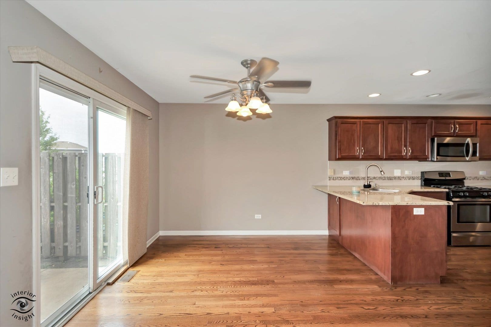1390 Somerset Drive, Beecher, IL 60401 1390 Somerset Drive, Beecher, IL 60401