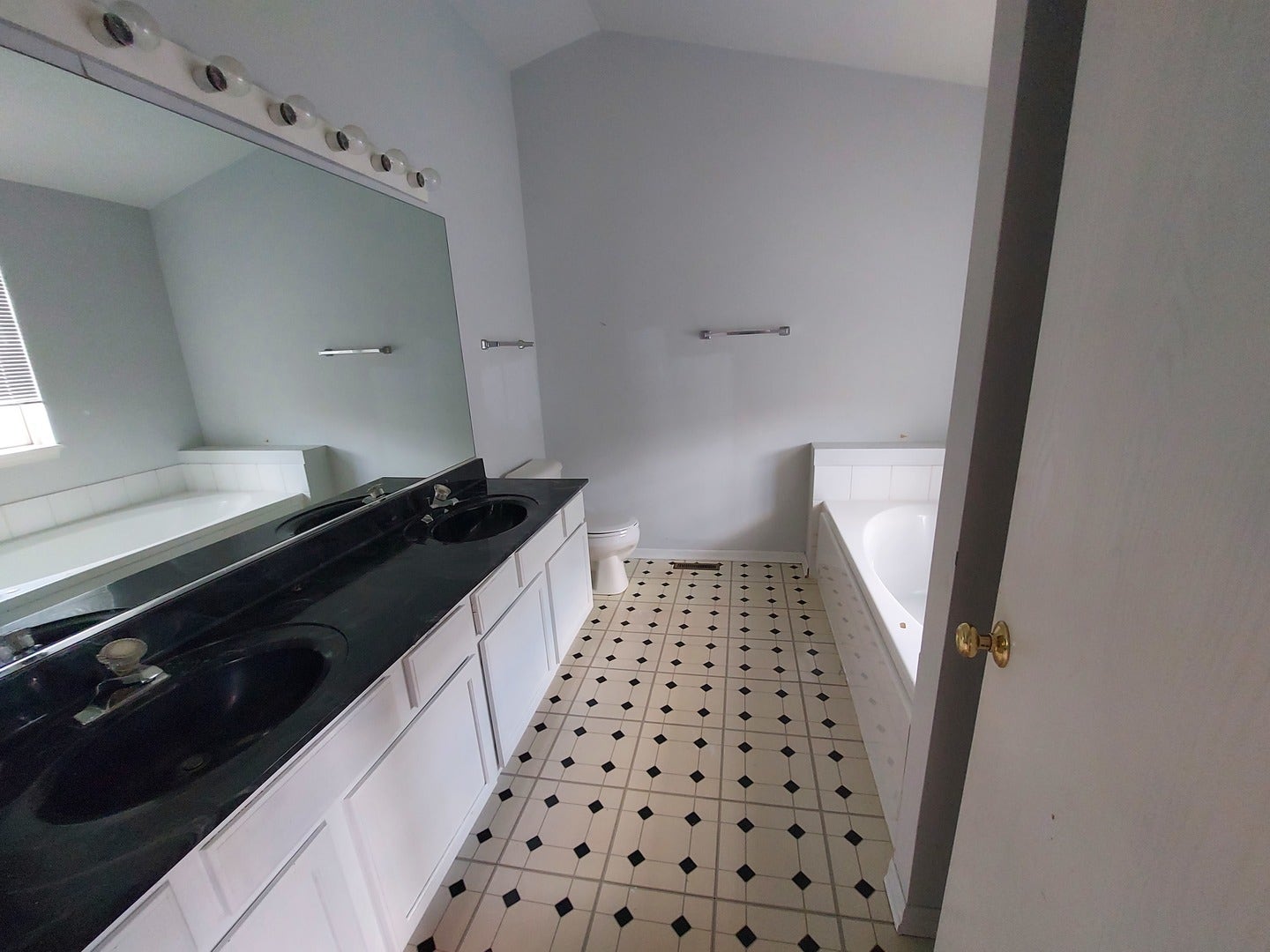 369 SPRINGMIST Court, #369, Bolingbrook, IL 60440