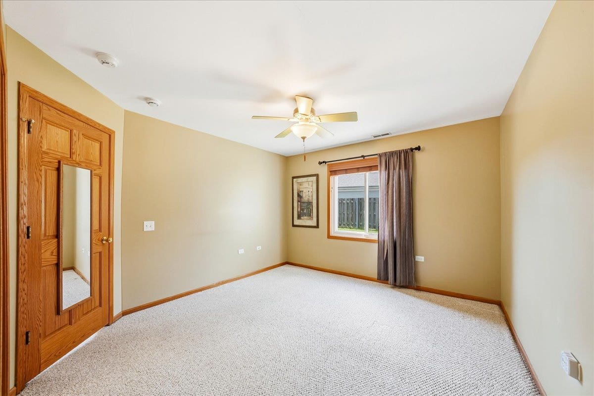 1350 Rock Run Drive, #27, Crest Hill, IL 60403