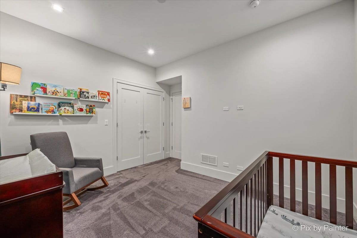 1334 W WALTON Street, #1W, Chicago, IL 60642