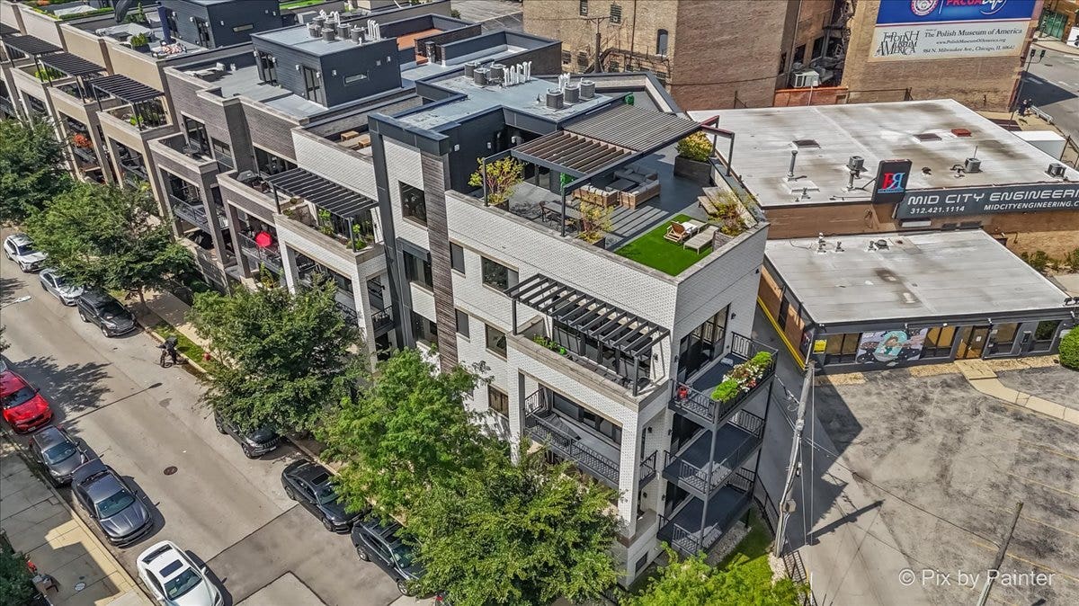 1334 W WALTON Street, #1W, Chicago, IL 60642