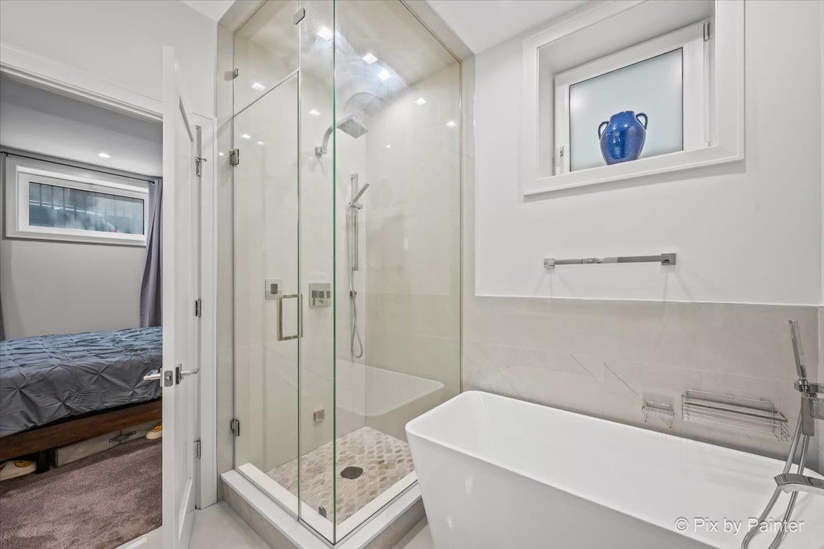 1334 W WALTON Street, #1W, Chicago, IL 60642