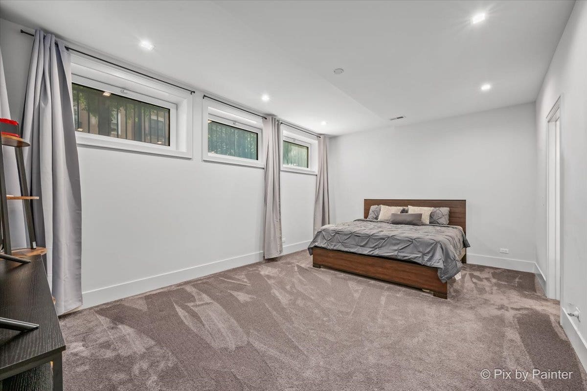 1334 W WALTON Street, #1W, Chicago, IL 60642