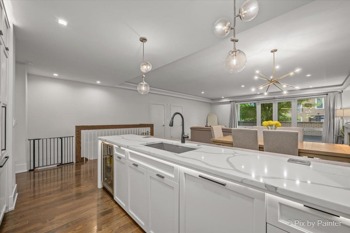1334 W WALTON Street, #1W, Chicago, IL 60642