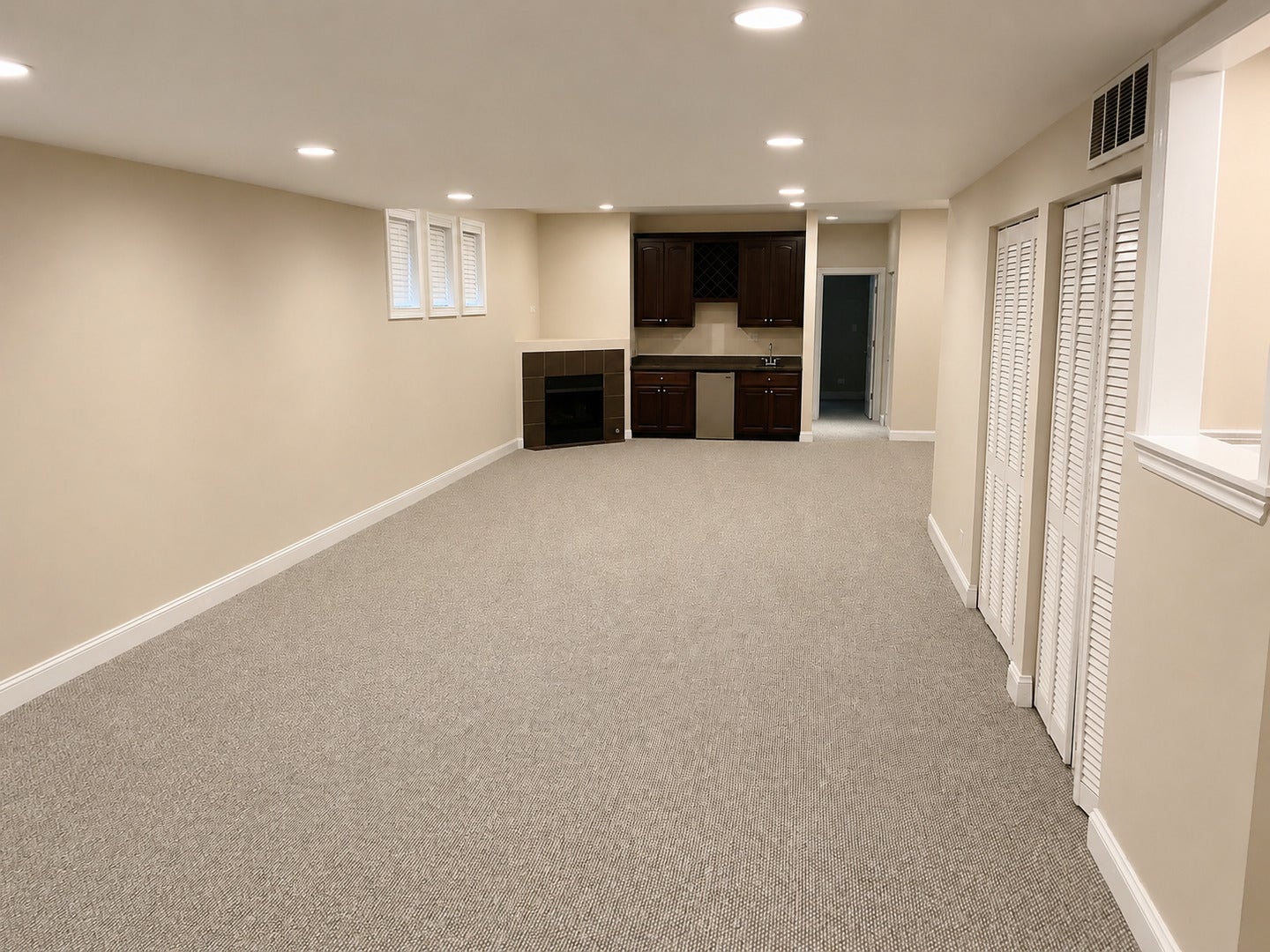 4906 N Kruger Avenue, Chicago, IL 60630