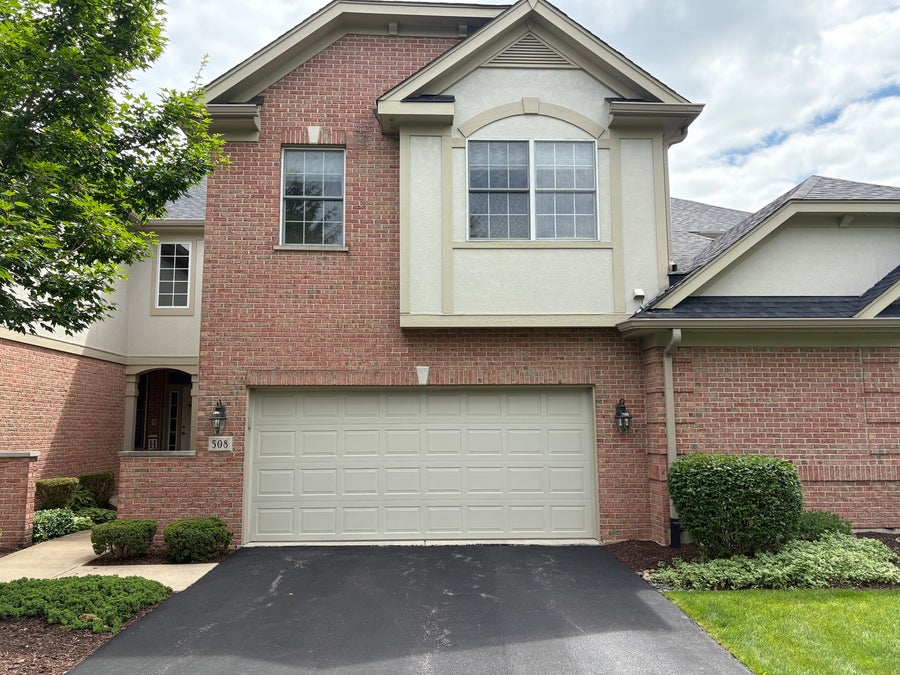 Property photo for 508 Ashbury Court, Lemont, IL