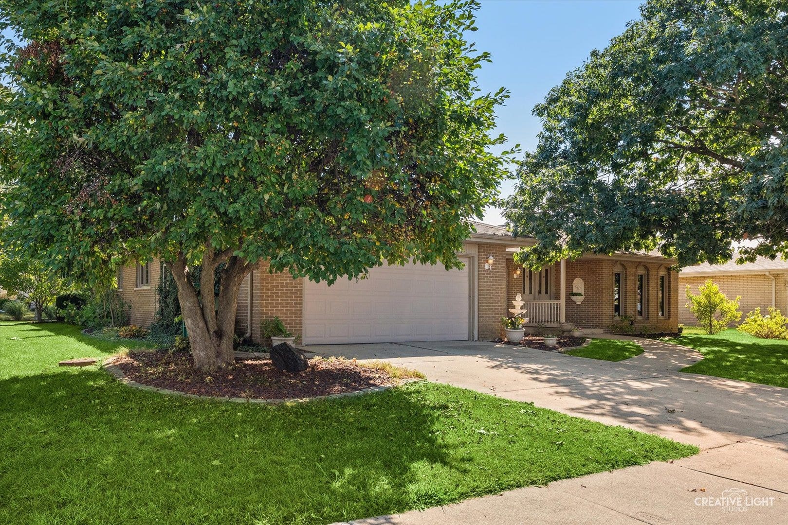 15527 Larkspur Lane, Orland Park, IL 60462 15527 Larkspur Lane, Orland Park, IL 60462