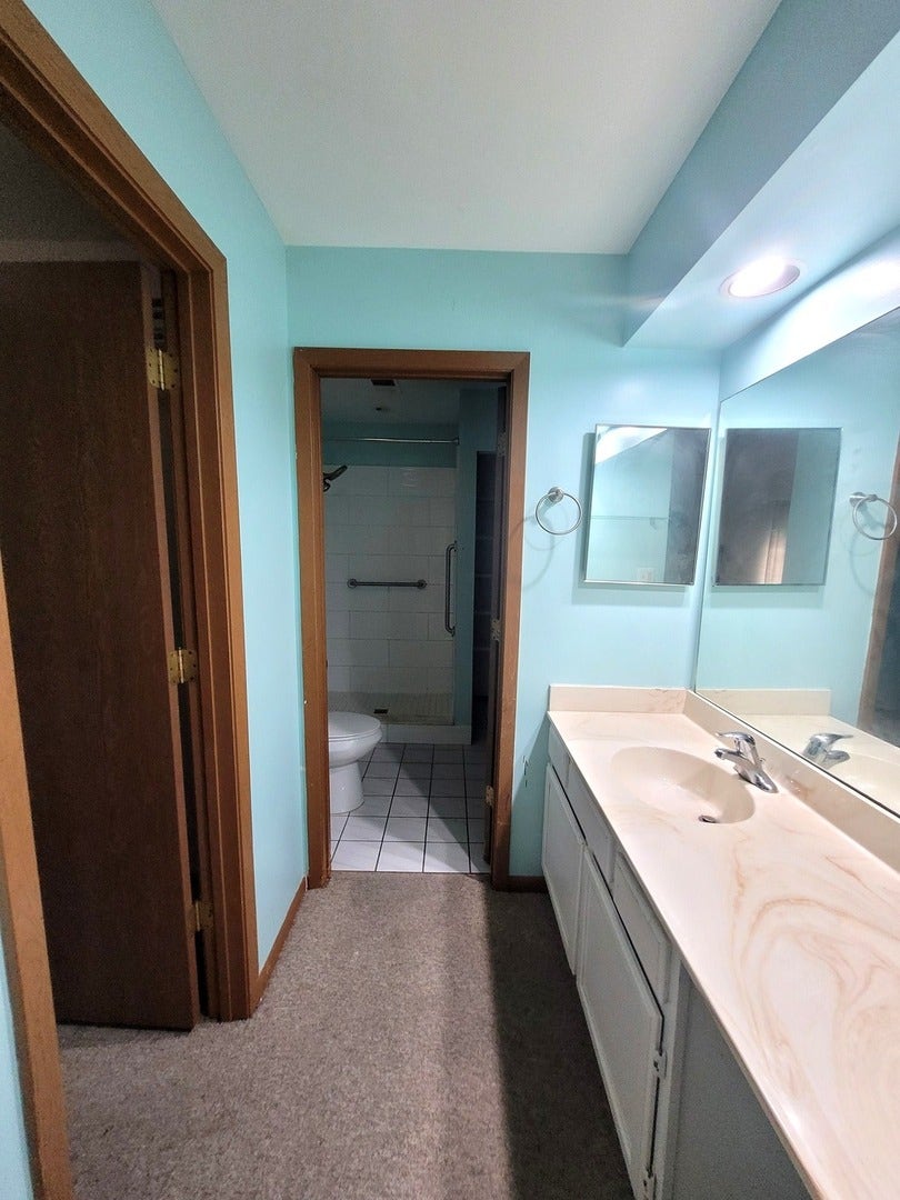 9303 Montgomery Drive, #154, Orland Park, IL 60462 9303 Montgomery Drive, #154, Orland Park, IL 60462