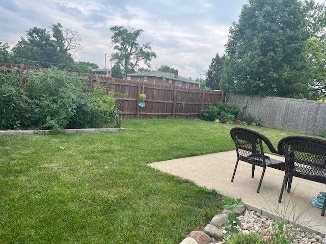 1005 Singer Avenue, Lemont, IL 60439 1005 Singer Avenue, Lemont, IL 60439
