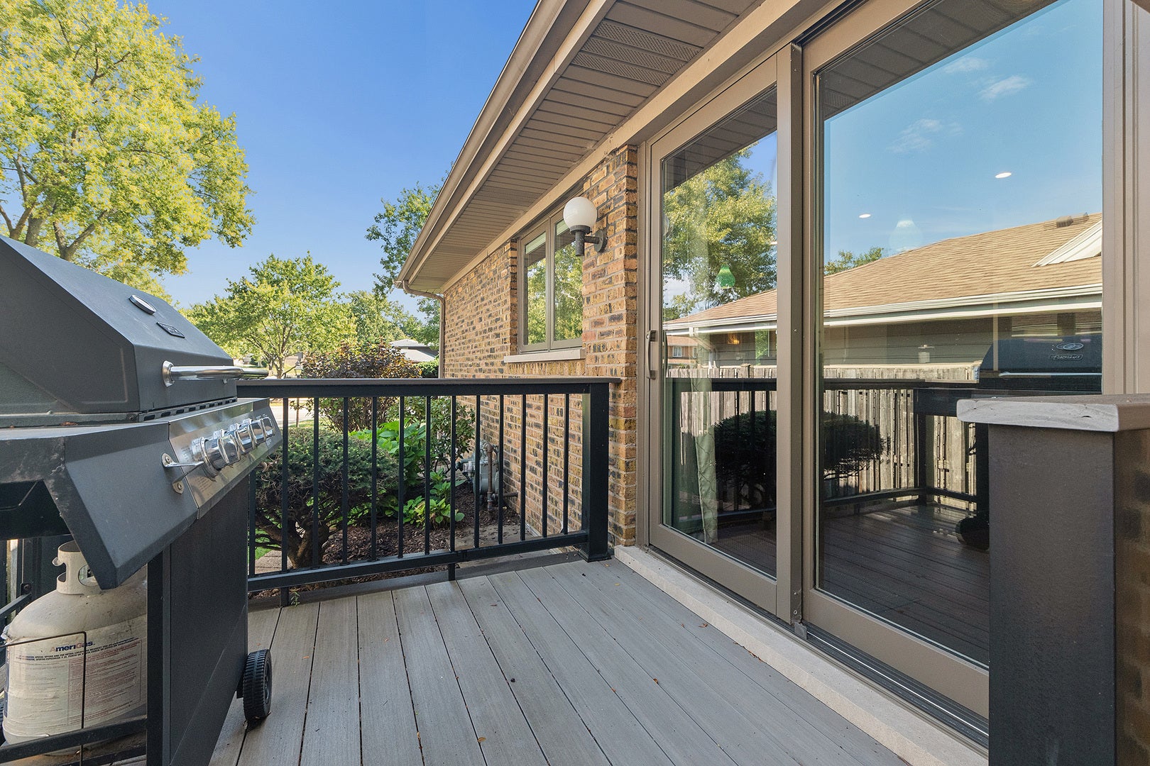 7202 Gold Grove Place, Darien, IL 60561 7202 Gold Grove Place, Darien, IL 60561