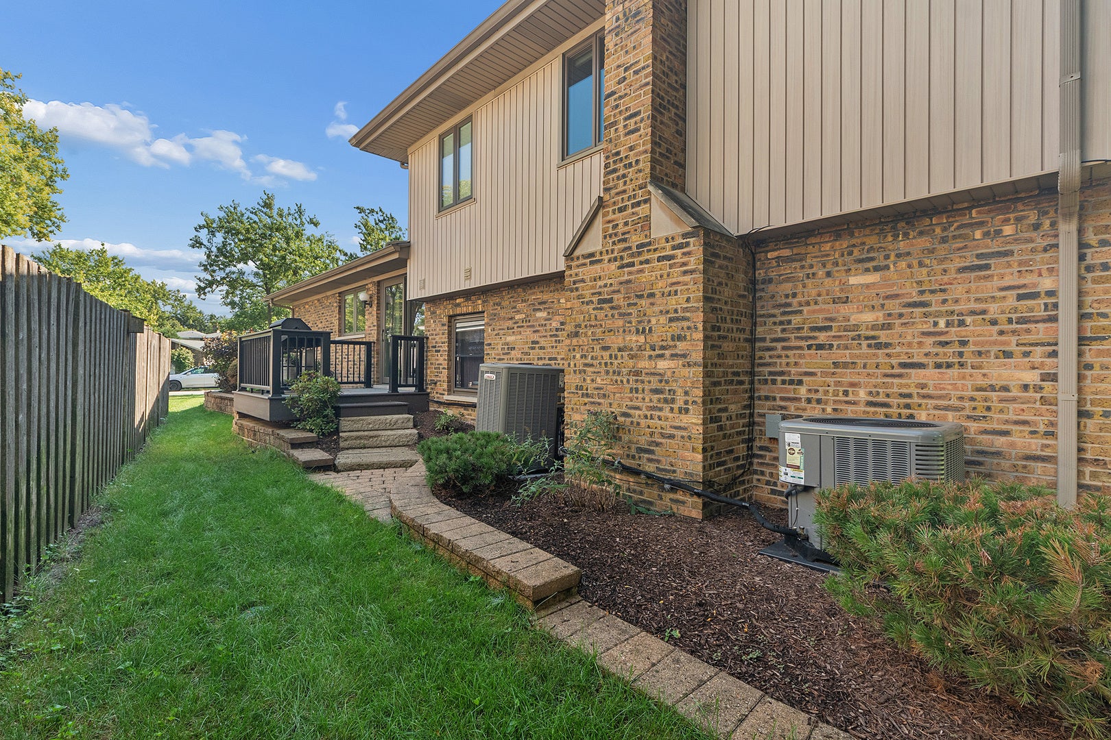 7202 Gold Grove Place, Darien, IL 60561 7202 Gold Grove Place, Darien, IL 60561