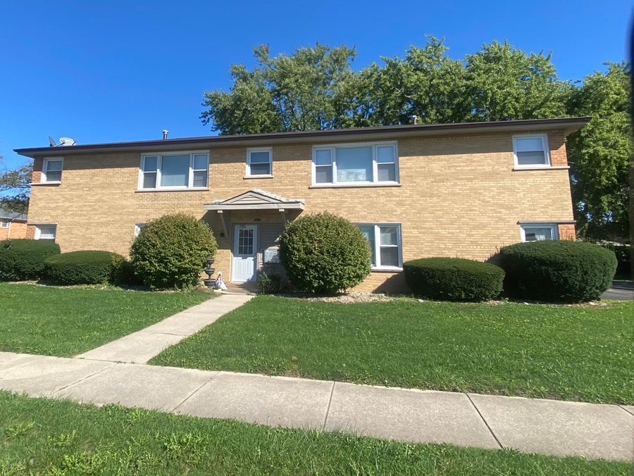Property photo for 18231 Morgan Street, #2N, Homewood, IL