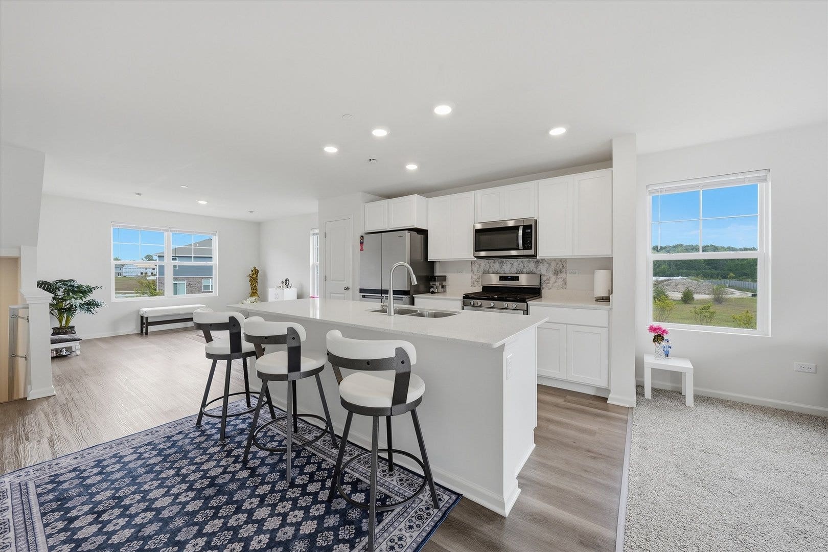 6329 Ulster Drive, Tinley Park, IL 60477 6329 Ulster Drive, Tinley Park, IL 60477