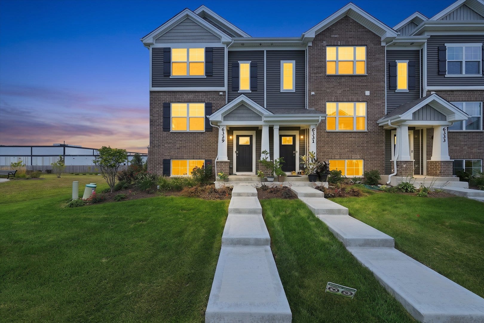 6329 Ulster Drive, Tinley Park, IL 60477 6329 Ulster Drive, Tinley Park, IL 60477