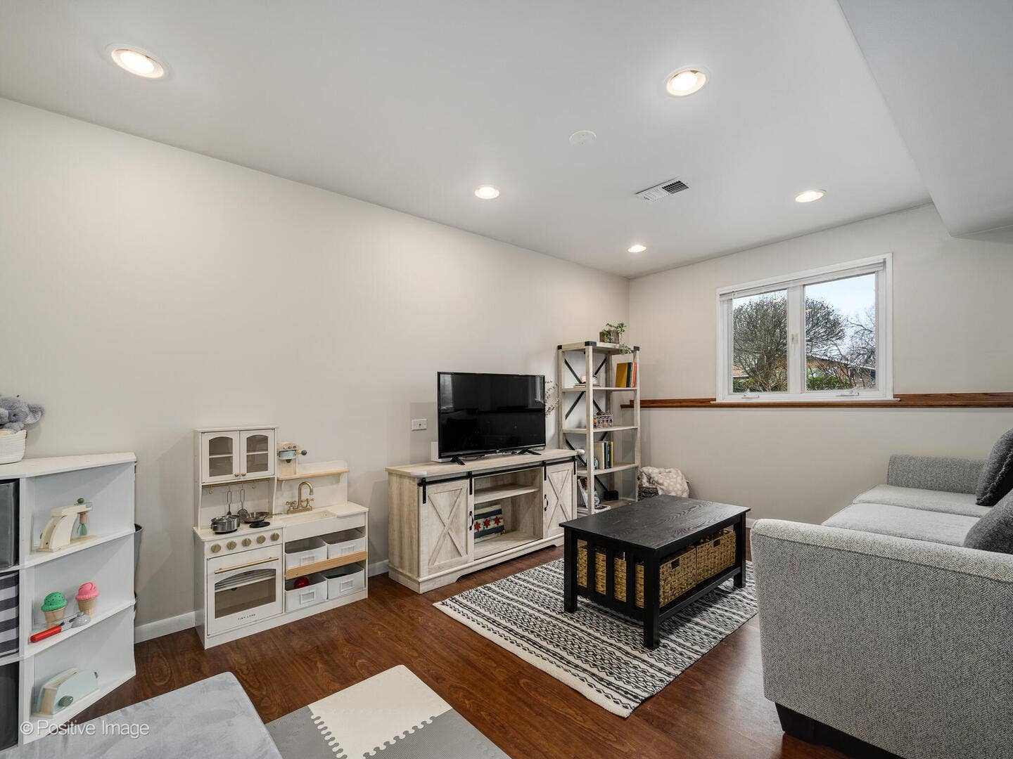 6006 Osage Avenue, Downers Grove, IL 60516 6006 Osage Avenue, Downers Grove, IL 60516