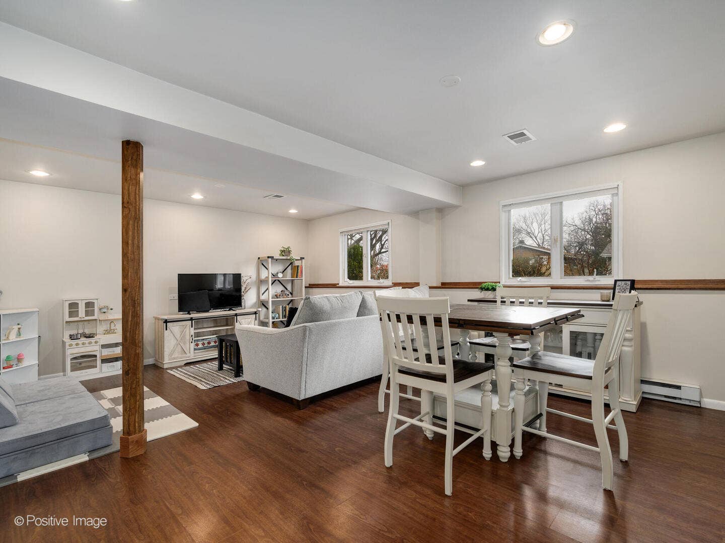 6006 Osage Avenue, Downers Grove, IL 60516 6006 Osage Avenue, Downers Grove, IL 60516