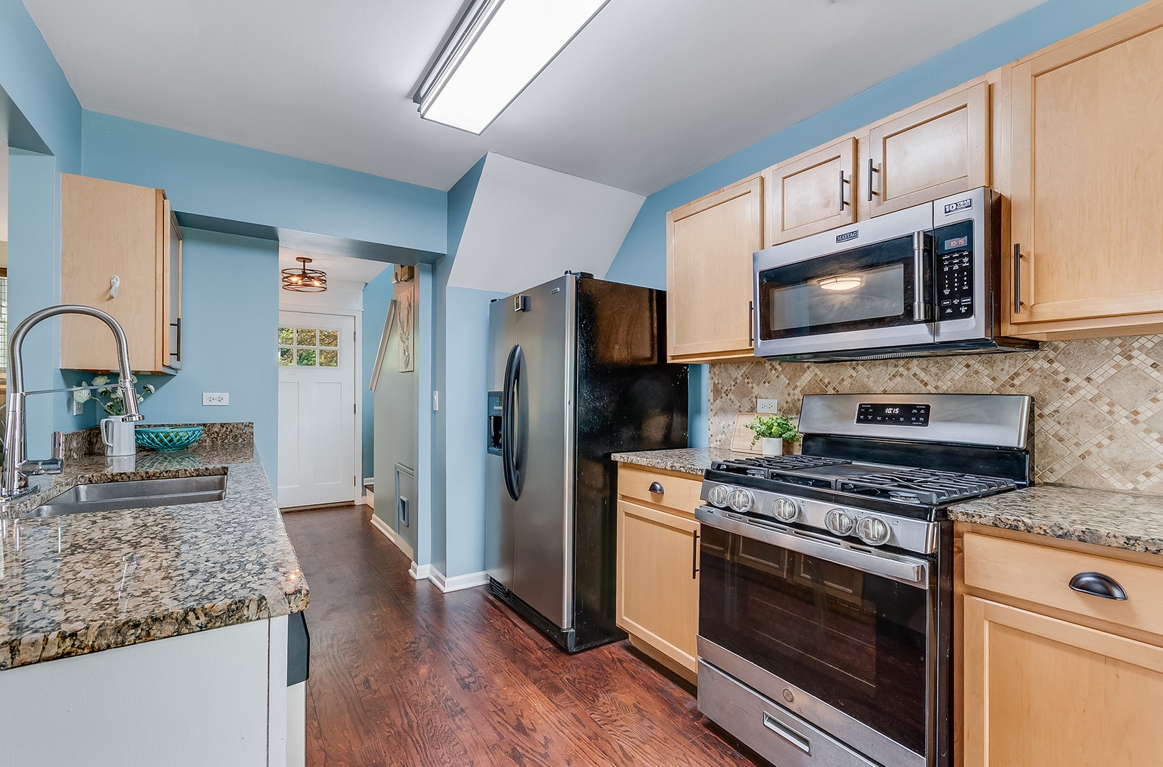 1035 Serendipity Drive, Aurora, IL 60504