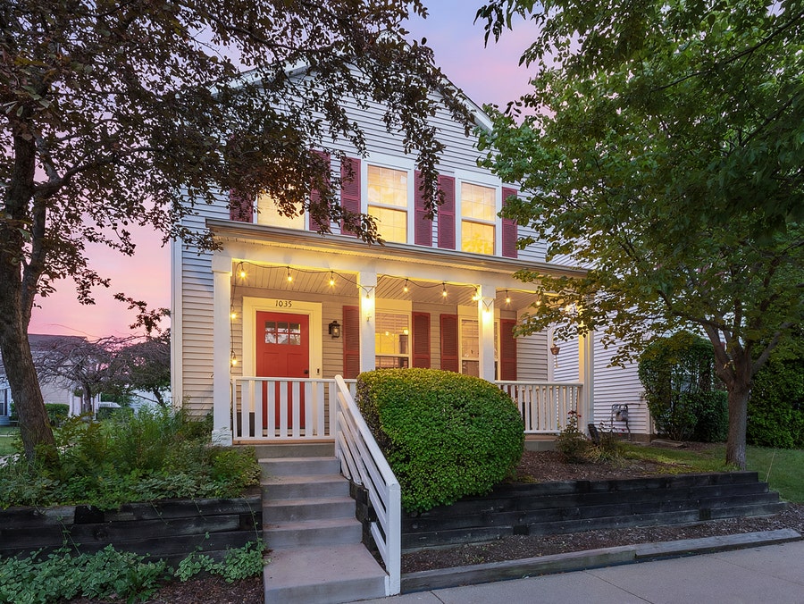 Property photo for 1035 Serendipity Drive, Aurora, IL