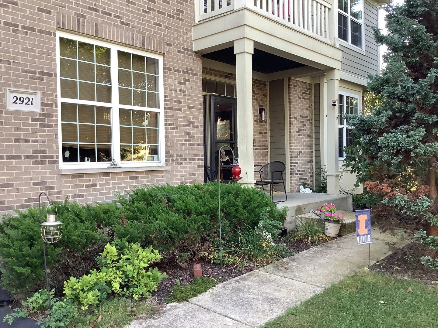 2921 Kelly Drive, Elgin, IL 60124 2921 Kelly Drive, Elgin, IL 60124