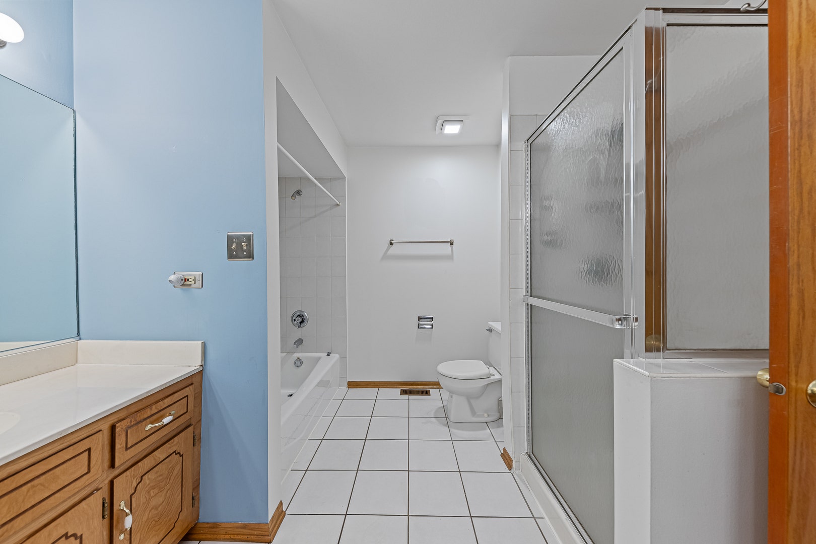 9981 Constitution Drive, Orland Park, IL 60462 9981 Constitution Drive, Orland Park, IL 60462