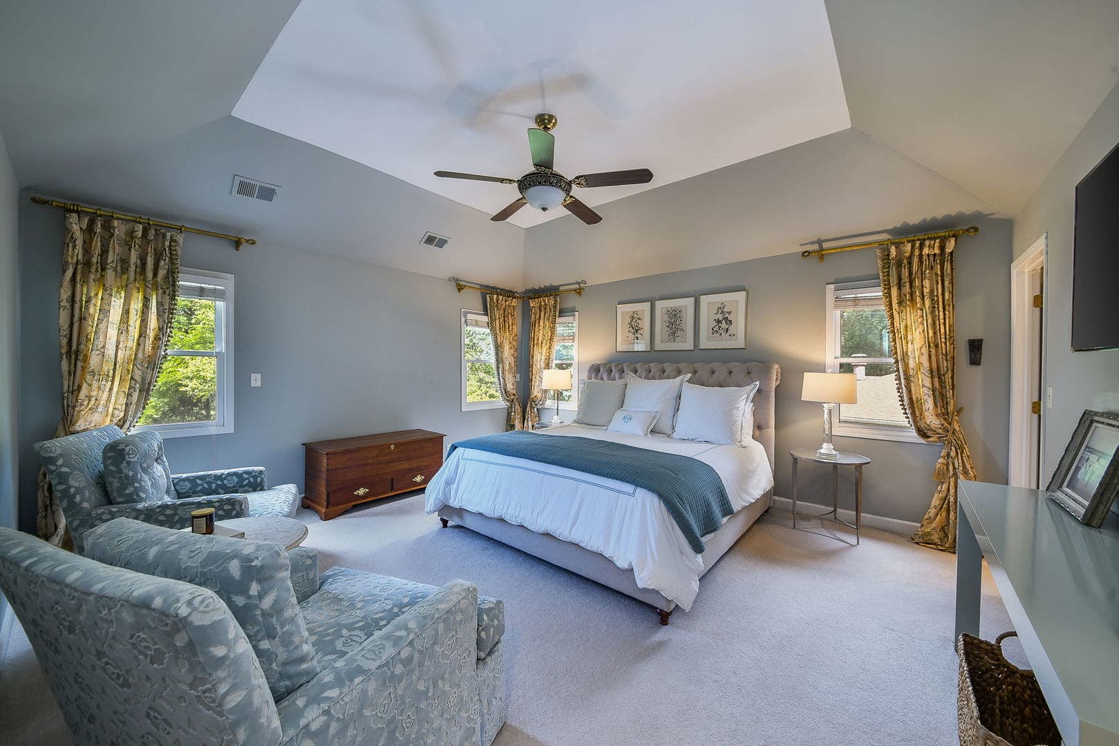 1028 Shady Lane, Glen Ellyn, IL 60137 1028 Shady Lane, Glen Ellyn, IL 60137