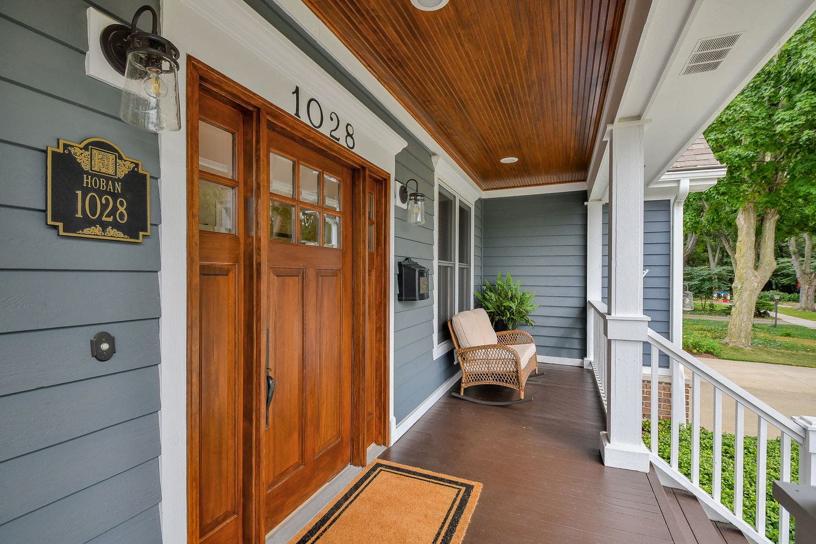 1028 Shady Lane, Glen Ellyn, IL 60137 1028 Shady Lane, Glen Ellyn, IL 60137