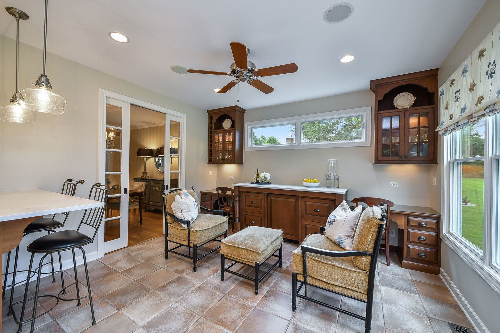 1028 Shady Lane, Glen Ellyn, IL 60137 1028 Shady Lane, Glen Ellyn, IL 60137
