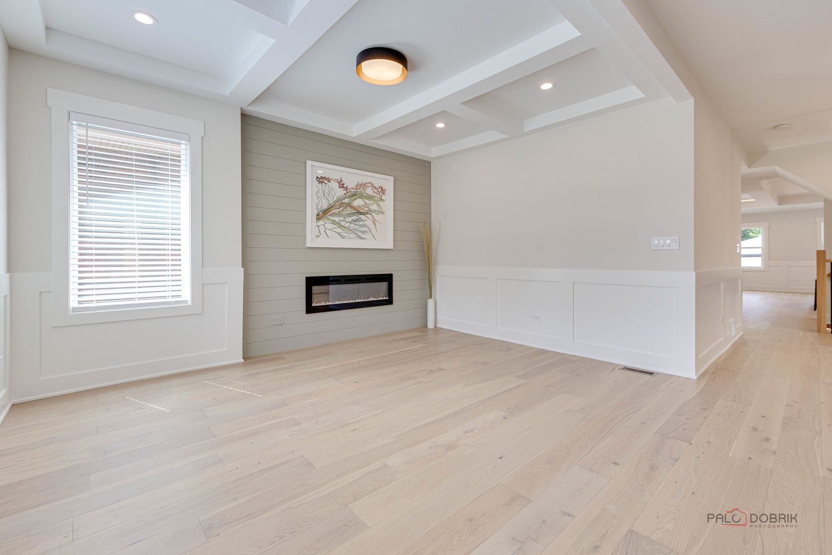 5748 W Eastwood Avenue, Chicago, IL 60630 5748 W Eastwood Avenue, Chicago, IL 60630